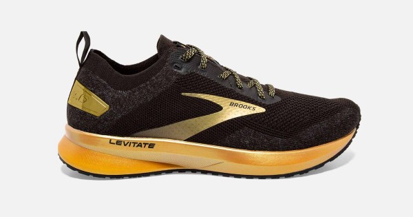 Brooks hot sale gold shoes